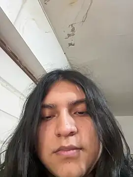 petitelatino online show from July 2, 10:49 pm