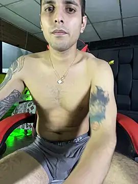AlessandroAGT online show from July 19, 12:38 am