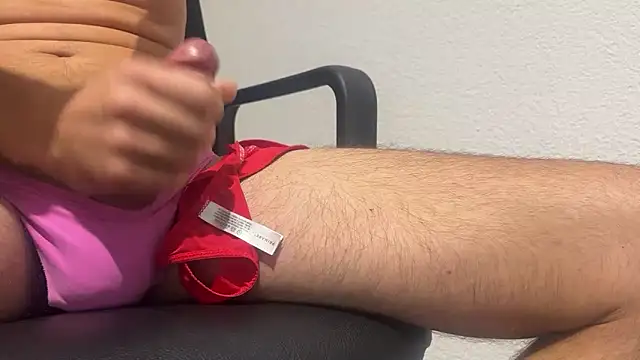 swissboy22 online show from September 30, 7:57 am