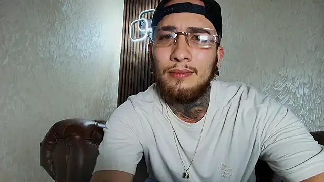 Jack Castle  online show from July 29, 5:45 pm