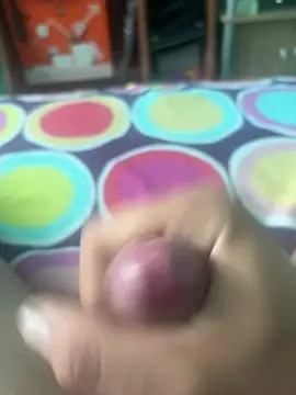 xxxIC1 online show from August 7, 7:04 am