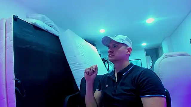 RUSH-HOT online show from August 10, 3:12 am