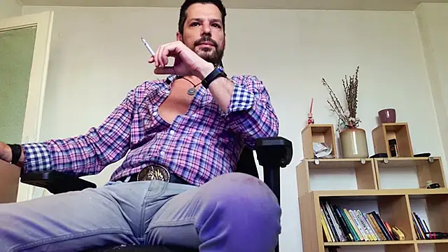 ChrisKox online show from April 18, 4:47 am