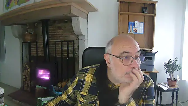 phlox3 online show from December 5, 2:46 pm