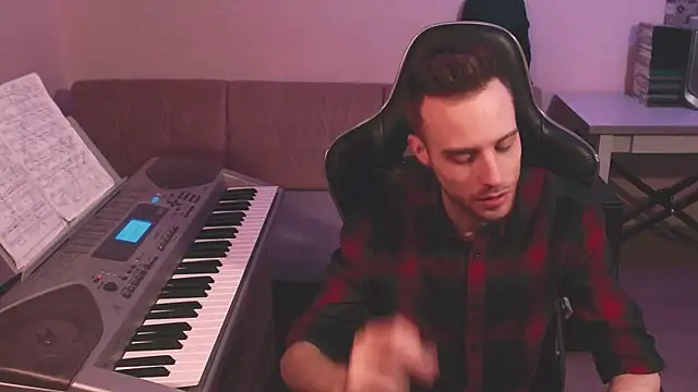 Sweetparker online show from March 17, 2:25 pm