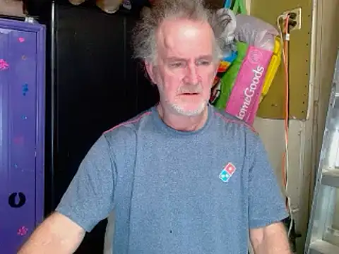 Snapshot of Sweet_Sexy1963 chatting on March 4, 5:03 pm Sweet Sexy1963 online show from March 4, 5:03 pm