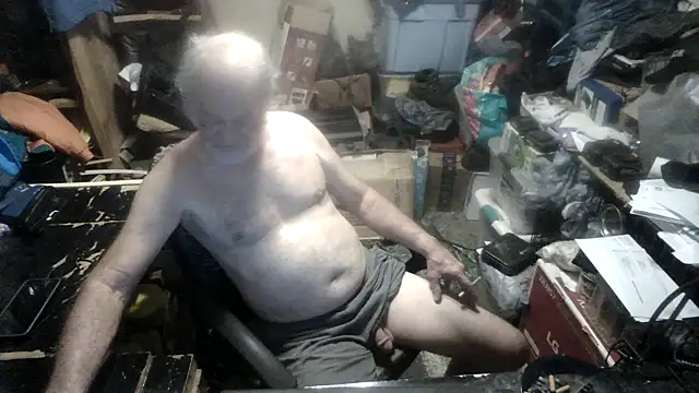 russtee online show from September 26, 7:55 pm