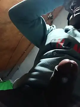 desiboy1101 online show from February 13, 2:00 pm