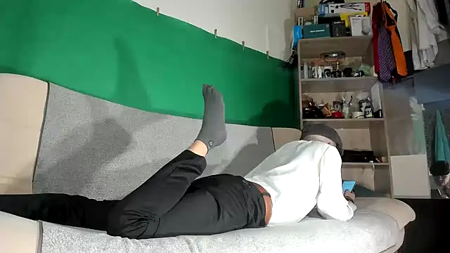 viraglaci18xh online show from March 6, 4:26 pm