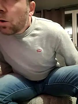 tom sauwer online show from October 27, 10:12 pm