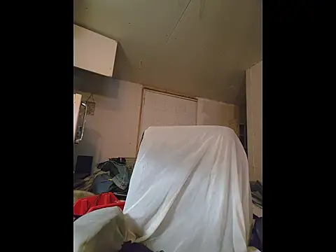 ROBERT0516 online show from July 9, 2:49 am