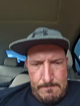 UncutHammer69 online show from October 15, 10:28 pm