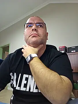 Andrew1900529 online show from November 27, 8:29 am