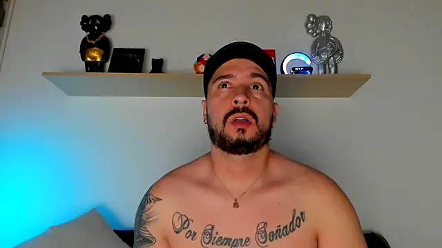 camilo restrepo21 online show from December 29, 12:41 am