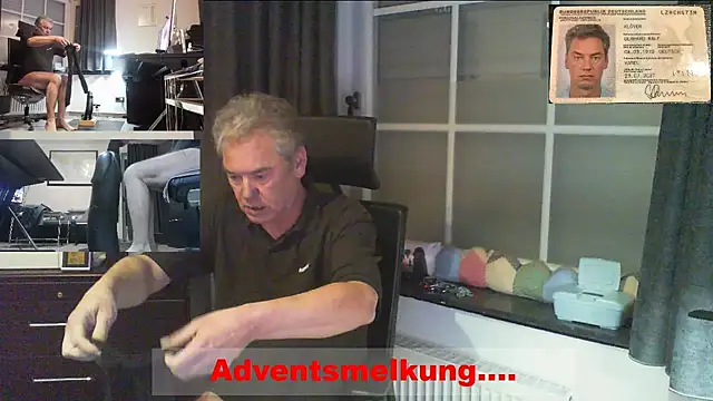 extremstsklave online show from November 30, 4:42 pm