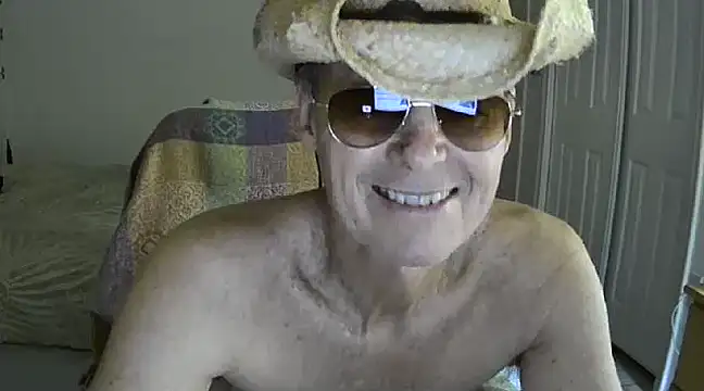 nakeedcowboi65 online show from January 17, 9:28 am