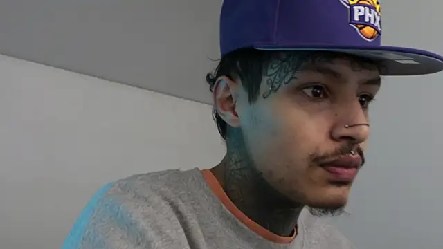 trieone online show from December 2, 10:38 am