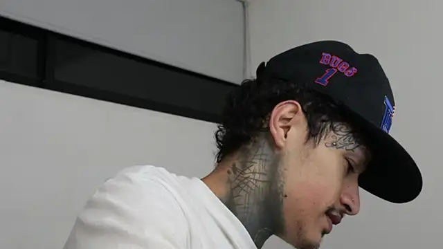 trieone online show from January 11, 4:59 am