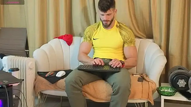 MauroTwin online show from October 21, 7:17 pm