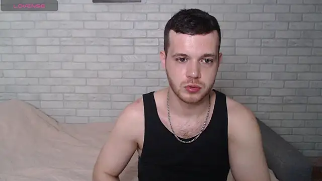 Alexxx horny online show from August 1, 11:42 am