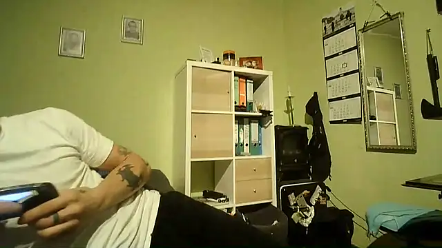 NiceHunter89 online show from May 26, 8:49 pm