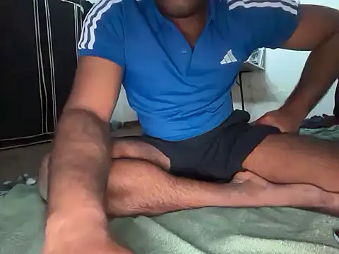 rohithunni123 online show from February 13, 12:10 pm