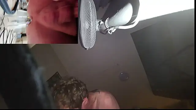 Snapshot of Svenslut chatting on October 6, 9:30 pm Svenslut online show from October 6, 9:30 pm