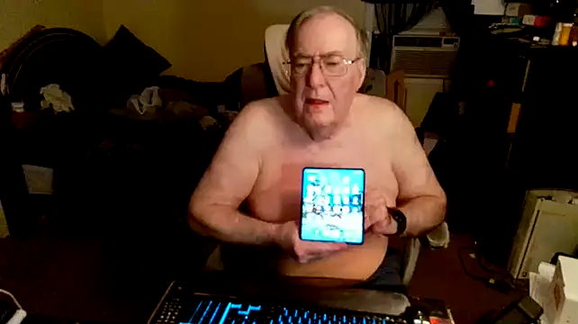 Toastir online show from December 21, 1:04 am