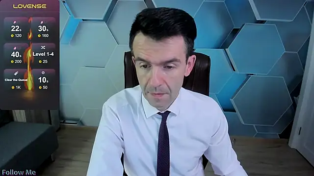 SteveTiger online show from November 30, 3:30 am