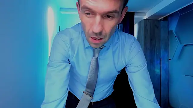 SteveTiger online show from October 21, 1:25 pm