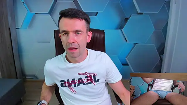 SteveTiger online show from April 21, 12:44 pm