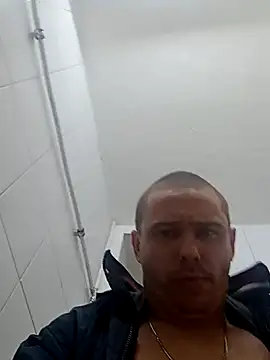 Snapshot of Pavelbure77 chatting on February 2, 5:26 pm Pavelbure77 online show from February 2, 5:26 pm