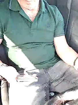 giorgio481510 online show from June 9, 6:59 am