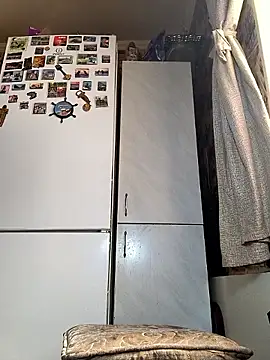 DanielOhCool online show from February 18, 8:01 am