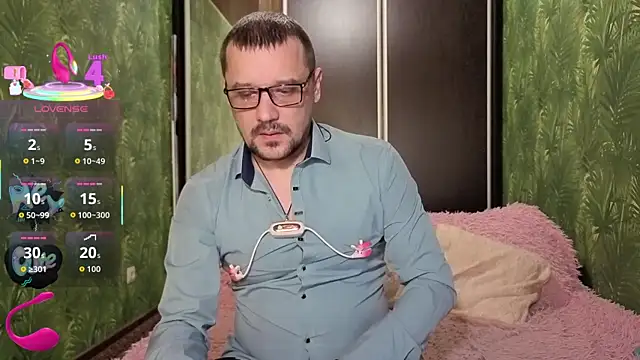 DanielOhCool online show from September 14, 6:48 am