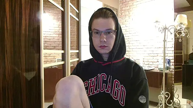 newcomer 2021 online show from October 20, 4:22 pm