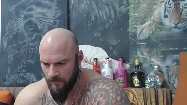 viking 30 online show from December 3, 4:02 pm