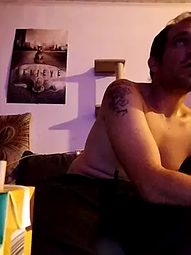 Codymc89 online show from September 15, 10:33 pm