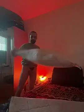 Platinum211 online show from March 10, 10:50 am