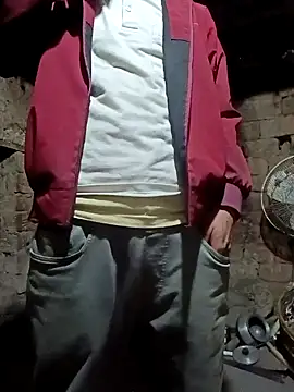 SunnyleoneBG online show from December 5, 3:50 pm