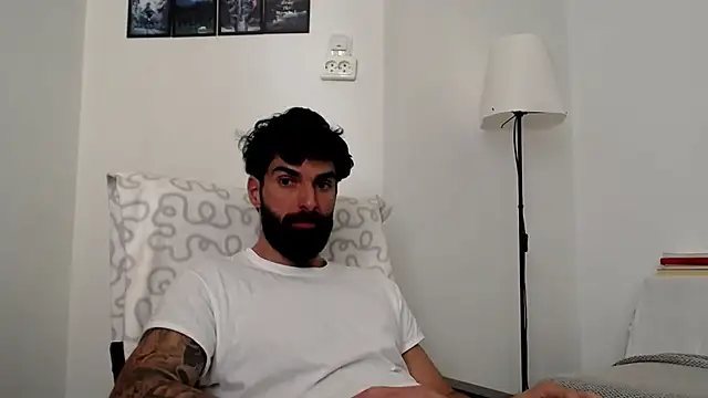 Verycutex online show from February 22, 9:10 am