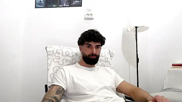 Verycutex online show from February 26, 5:58 pm