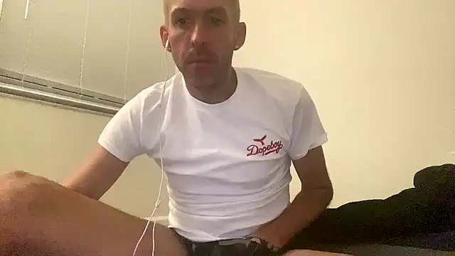 smokenstrokex online show from March 20, 8:20 am