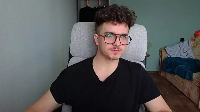 Remy Miles online show from January 6, 10:08 am