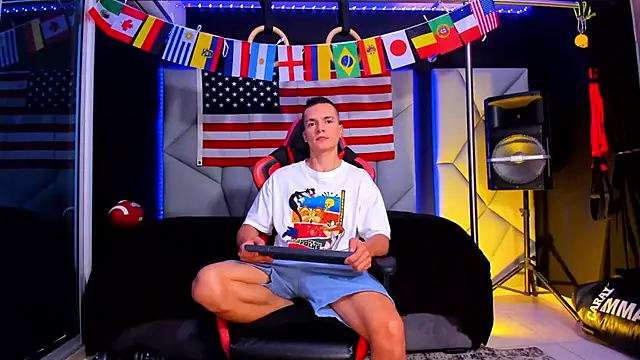 Aydenmiller96 online show from July 11, 1:02 pm