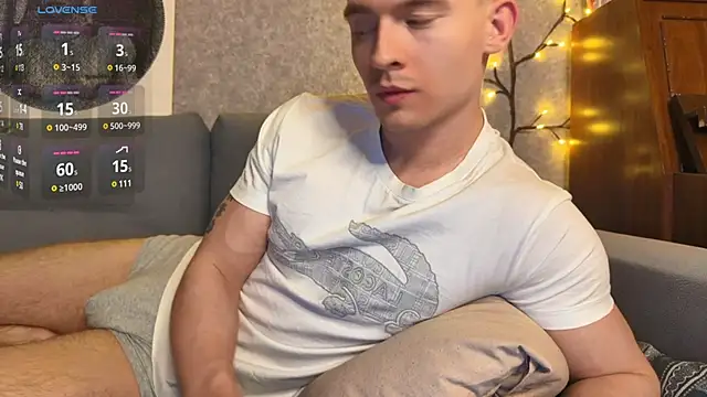 Snapshot of Marvelboy_ chatting on February 12, 10:37 pm Marvelboy online show from February 12, 10:37 pm