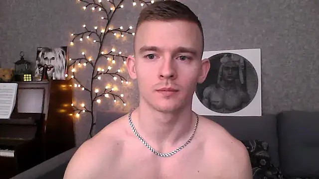 Snapshot of Marvelboy_ chatting on February 8, 12:17 pm Marvelboy online show from February 8, 12:17 pm