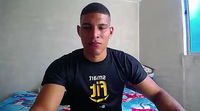 Snapshot of teddyfit19cm chatting on January 24, 8:54 pm teddyfit19cm online show from January 24, 8:54 pm