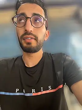 mamoubz online show from April 10, 11:06 am