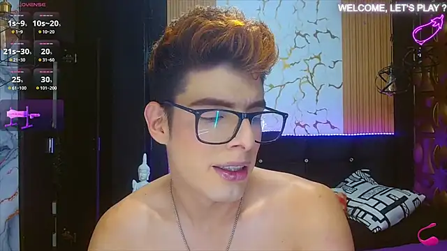 Snapshot of angel_sexyevil chatting on October 20, 12:42 pm angel sexyevil online show from October 20, 12:42 pm